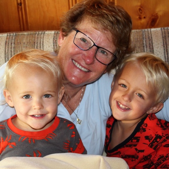 Meet your Posher, Marcia - Picture 1 of 1